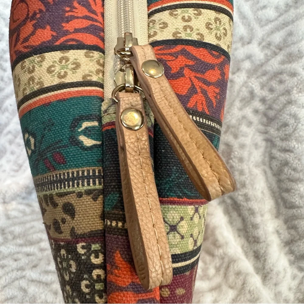 ✨LIKE NEW✨Kinmac Laptop Sleeve Boho Floral Zip Closure Padded Hippie